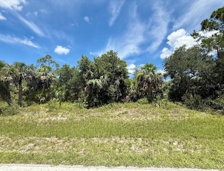 3287 Como St, Point Charlotte, FL 33948