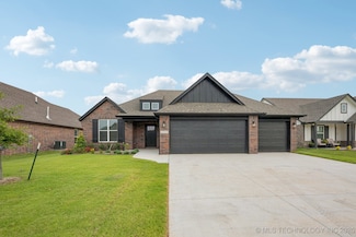 23225 E 106th St S, Broken Arrow, OK 74014