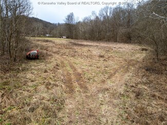 1736 Scary Creek Rd, Scott Depot, WV 25560