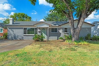 828 Russell Rd, Fort Worth, TX 76140