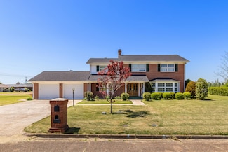 601 Meadowbrook Cir, Amory, MS 38821