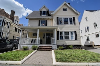 445 Washington St Unit 1, Newton, MA 02458