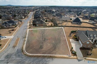 38 Lake Forest Blvd SW, Huntsville, AL 35824