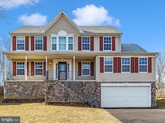 17948 Lyles Dr, Hagerstown, MD 21740