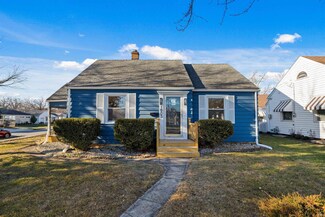 1803 Poinsette Dr, Fort Wayne, IN 46808