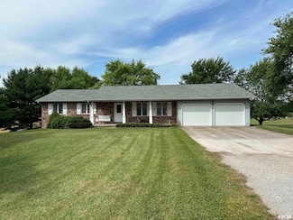 295 County Highway 8, Congerville, IL 61729