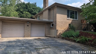 948 Avella Rd, Avella, PA 15312