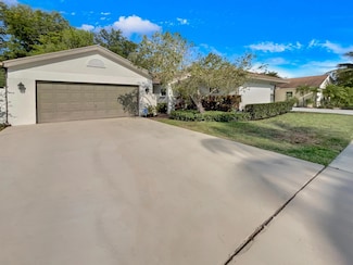 21054 Country Creek Dr, Boca Raton, FL 33428