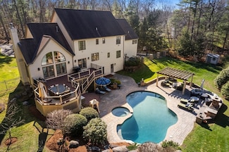 37 Greystone Ln, Sudbury, MA 01776