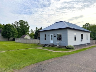 3737 Carlton St, Barnum, MN 55707