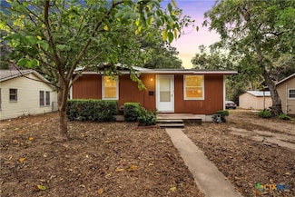532 College St, Rockdale, TX 76567