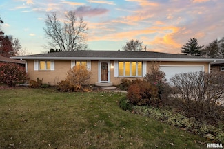 154 E Idlewood St, Morton, IL 61550