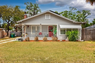 1515 E Washington Ave, Eustis, FL 32726