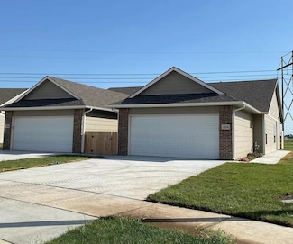 12056 W 33rd St N, Wichita, KS 67223