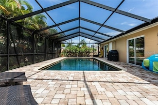 5820 Denver St NE, Saint Petersburg, FL 33703