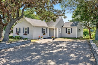 345 Quaker Rd, North Falmouth, MA 02556