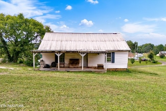 7944 Hill Rd, Knoxville, TN 37938