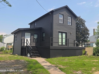 329 E River St, Plymouth, PA 18651