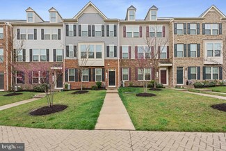 10157 Dorsey Ln, Lanham, MD 20706