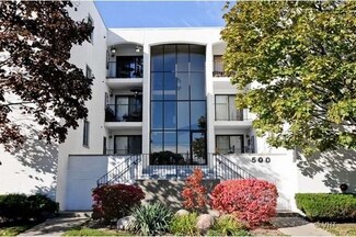 500 Lake View Ave Unit 3C, Highwood, IL 60040