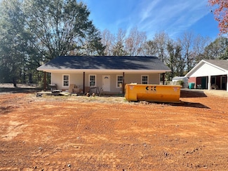 125 Railroad Dr, Grenada, MS 38901