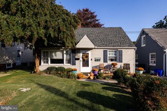 322 Walnut Ave, Oaklyn, NJ 08107