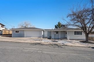 48 N Village Way, Washington, UT 84780