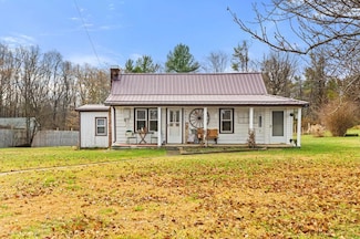 3537 Water Plant Rd, Hillsville, VA 24343