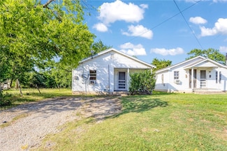 908 W 17th St, Bryan, TX 77803