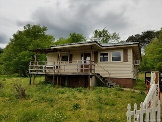 292 Chesterfield Rd, Mooresboro, NC 28114