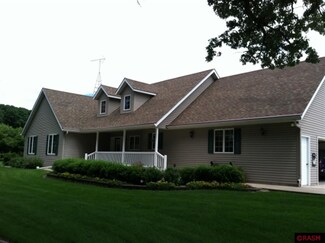 17425 518th Ave, Lake Crystal, MN 56055