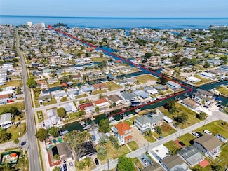 13741 Judy Ave, Hudson, FL 34667