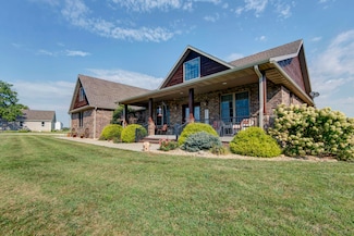 318 Little Creek Dr, Fordland, MO 65652