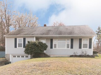 59 Pike St, Nashua, NH 03060