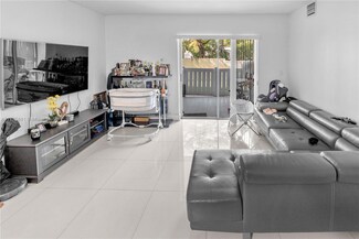 18810 NW 57th Ave Unit 104, Hialeah, FL 33015