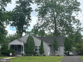 42 Chews Landing Rd, Clementon, NJ 08021