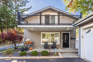 8656 Oakwood Ave, Munster, IN 46321