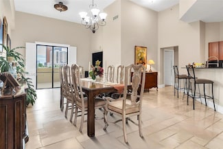 8390 SW 72nd Ave Unit 320, Miami, FL 33143