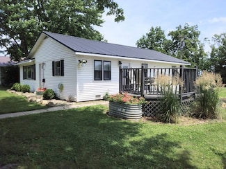 612 N Adams St, Memphis, MO 63555