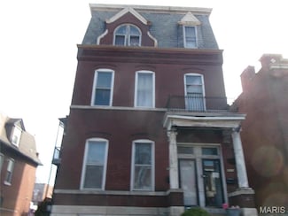 3408 Chippewa St, Saint Louis, MO 63118