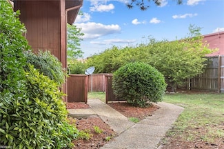 575 Ayrshire Way, Newport News, VA 23602