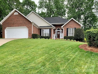 3661 Trabert Ct, Gastonia, NC 28056