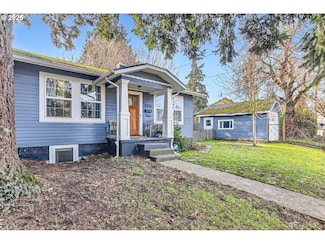 8334 N Fessenden St, Portland, OR 97203