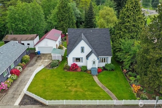181 N 2nd St, Morton, WA 98356