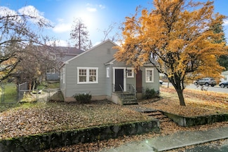 106 E 29th Ave, Spokane, WA 99203