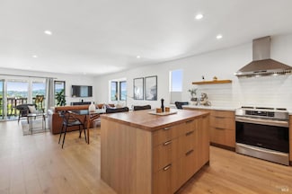 78 Marinero Cir, Belvedere Tiburon, CA 94920