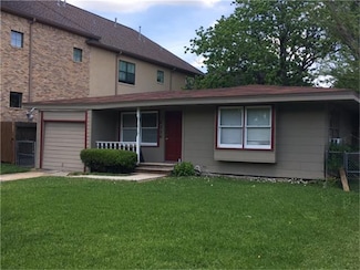 4336 Valerie St, Bellaire, TX 77401