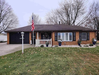 1246 Midland Rd, Bay City, MI 48706