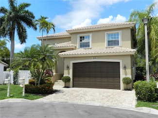 210 La Costa Ct, Weston, FL 33326