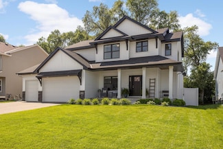 5674 Upper 179th St W, Lakeville, MN 55044